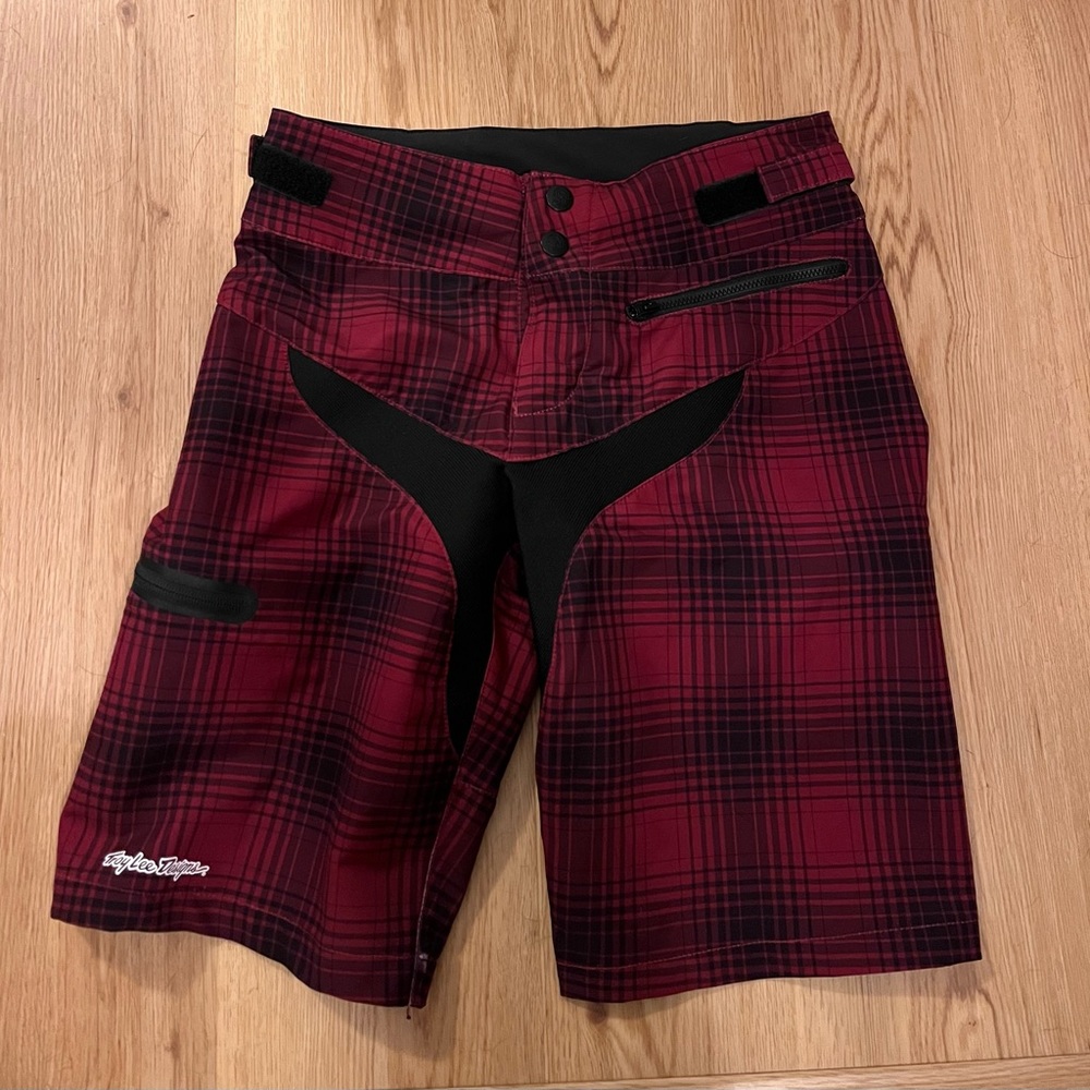 Troy Lee Designs Skyline Mountain Bike Shorts - size small (3-4), red plaid